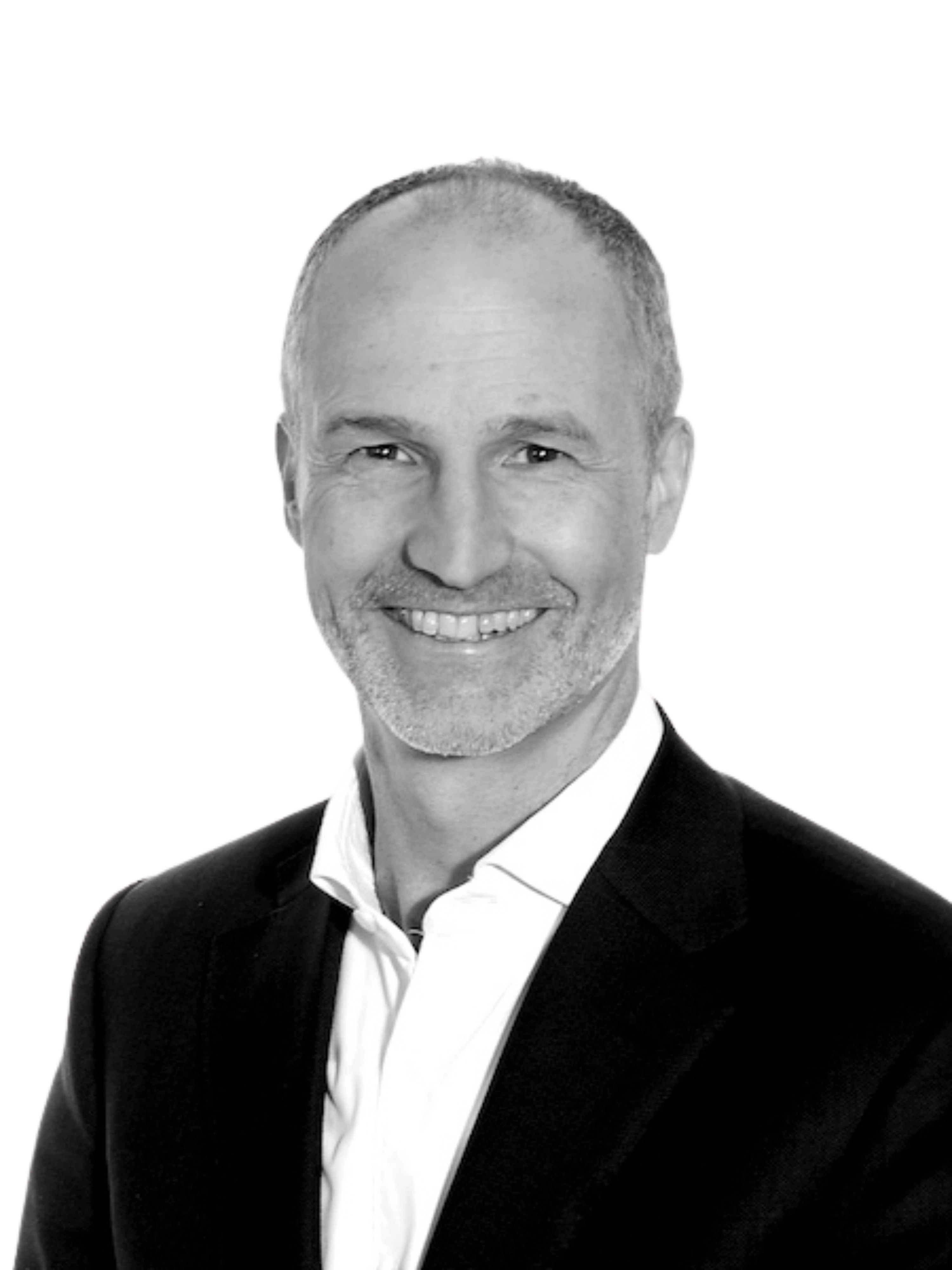 Portrait of Yves Diserens, Director and wealth manager at DM Invest SA at Saphir Invest